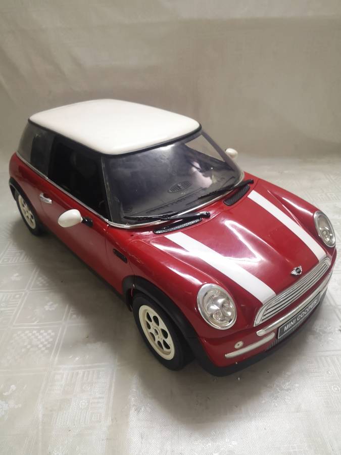 GIANT!! EZTECH 1/6 Scale 27.145 MHz Large Radio Control RC Mini Cooper 9.6v No Remote
