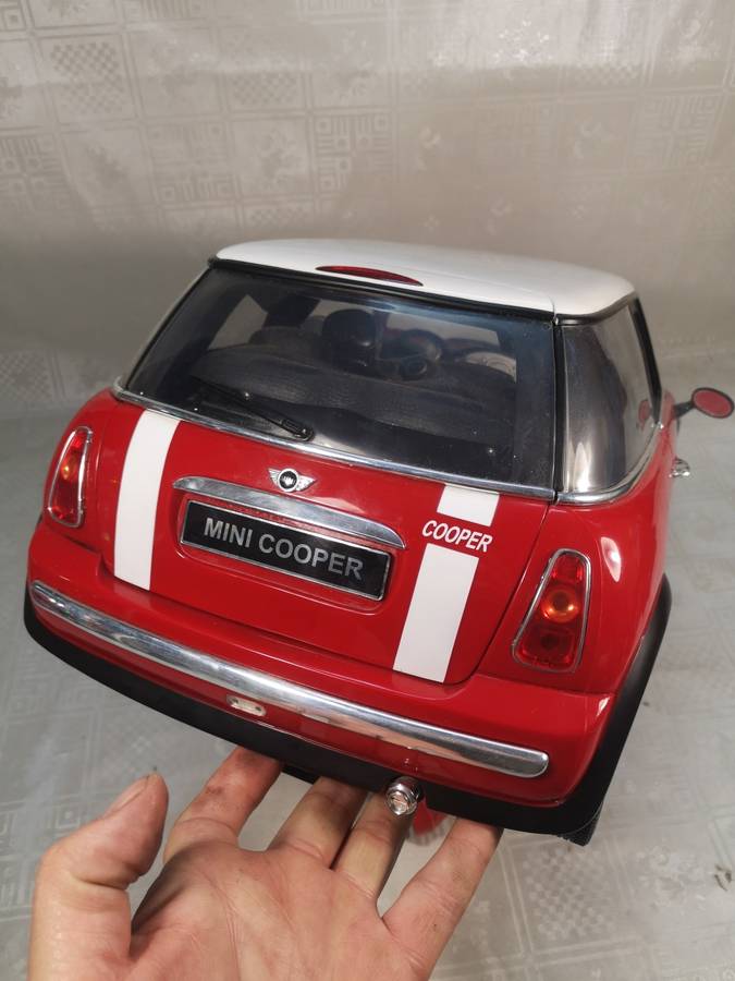 GIANT!! EZTECH 1/6 Scale 27.145 MHz Large Radio Control RC Mini Cooper 9.6v No Remote