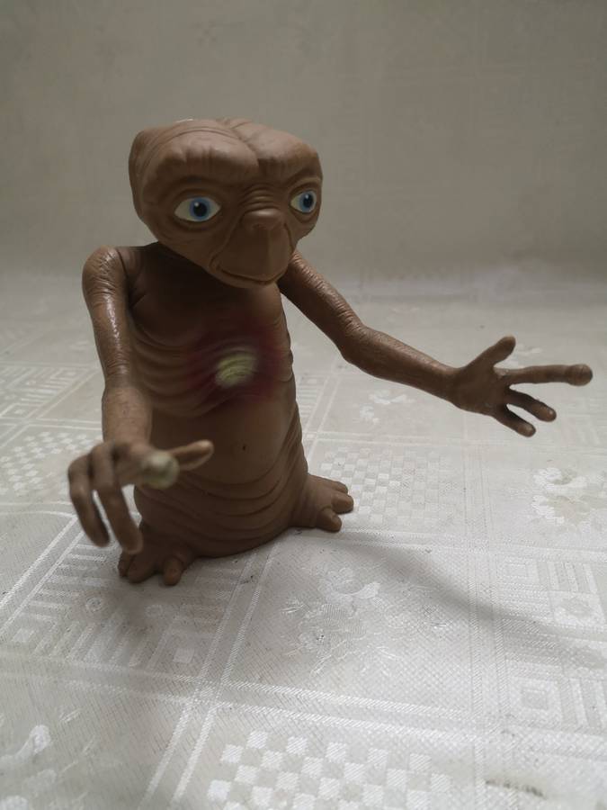 E.t. The Extra Terrestrial Puppet Action Toy Glow in Dark Made by ReSaurus