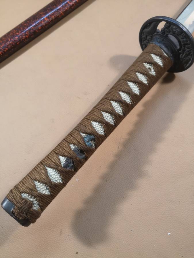 Beautiful Japanese Katana made in Japan 1060mm