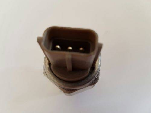 NISSAN NAVARA PATHFINDER DENSO RAIL PRESSURE SENSOR  499000-6160 / 499000-6131
