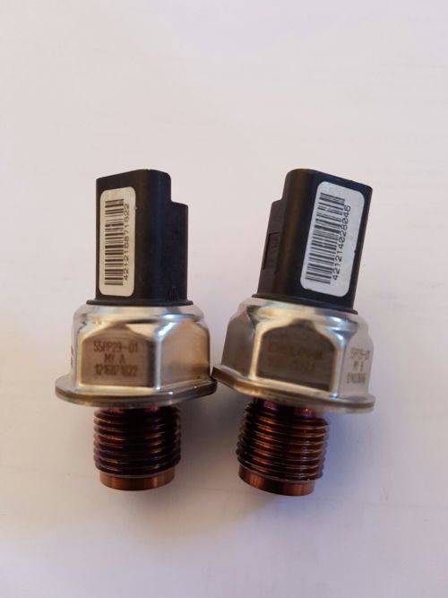 FORD CITROEN PEUGEOT VOLVO  DELPHI FUEL RAIL PRESSURE SENSOR 55PP29-01 9307Z527A