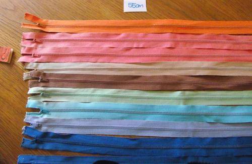 Mixed make & colour ZIPS 55cm (Pack of 10)