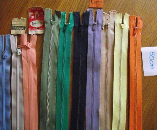 Mixed make & colour ZIPS 50cm (Pack of 10)