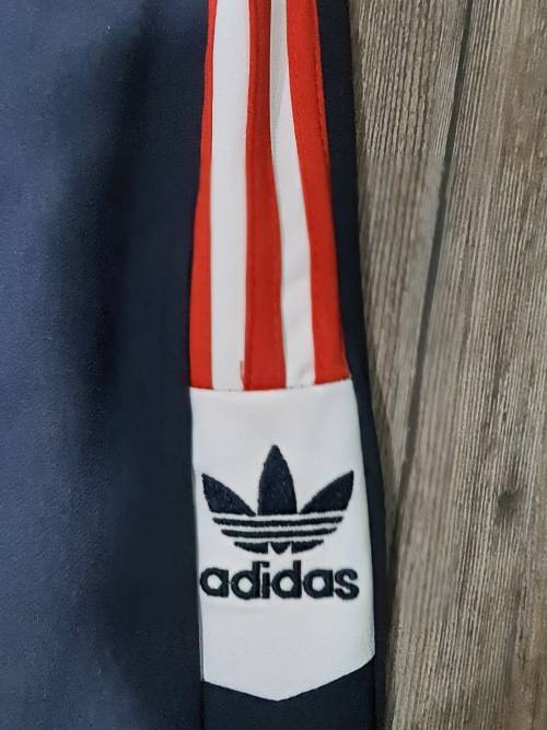 NEW UNISEX XXL TRACKSUIT (SEE DESCRIPTION)