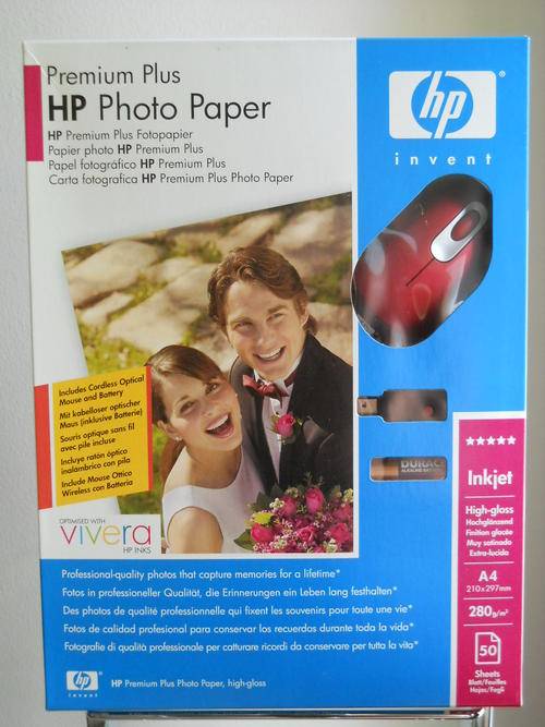 Hp Photo Paper Premium Plus + FREE cordless Optical mouse and battery