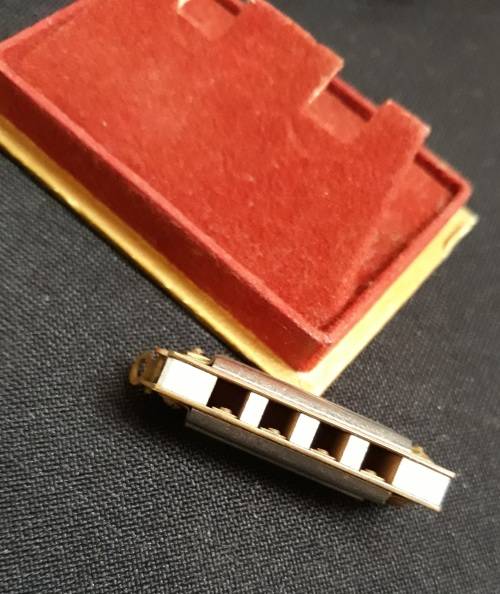 Vintage Piano 1945 - 1952 MINI Harmonica Made In Occupied Japan  Size: 35 x 13 mm  `Rare Find` C41