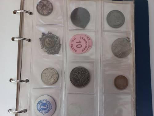 86 Unresearched Tokens And Medallions In File   ( Weight Of File 1.365kg )  STARTING @ R1