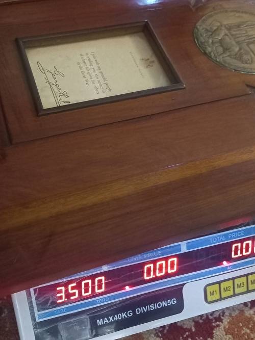 WW1 Death Plaque With Letter From Buckingham Palace In Wooden Frame To Arthur Norman Dymond