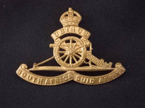 South African Artillery Cap Badge               X10