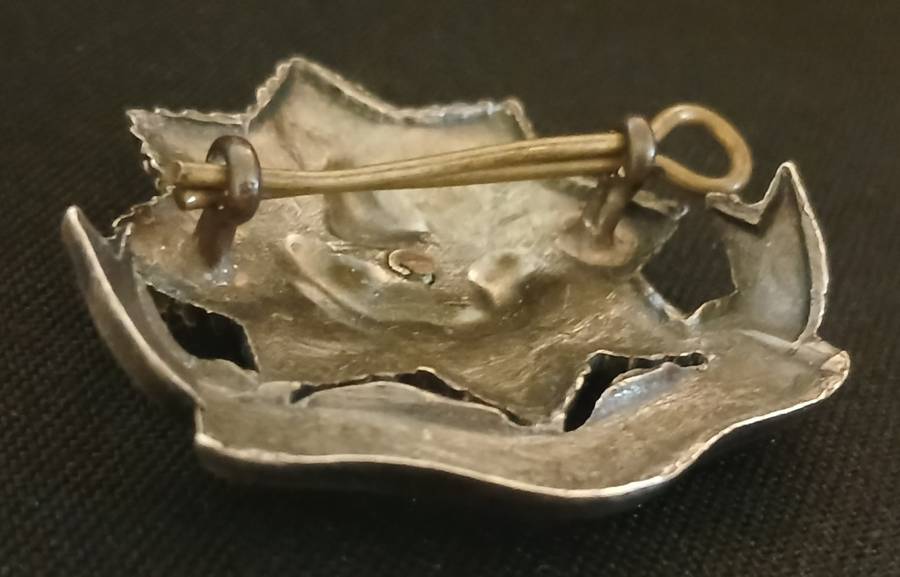 CHESHIRE REGIMENT BI - METAL CAP BADGE                         V55