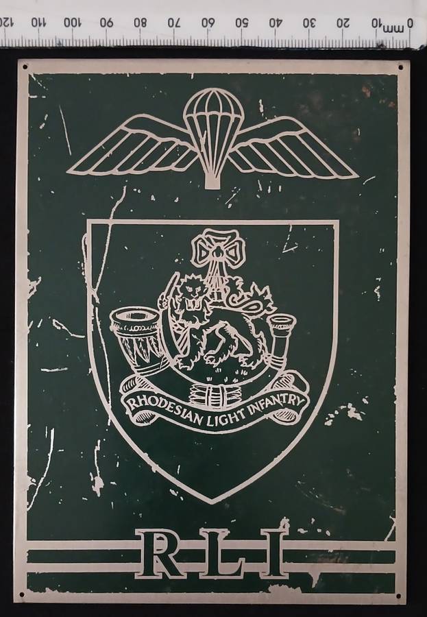 RLI ( RHODESIA LIGHT INFANTRY ) METAL / ENAMEL PLAQUE                     No.4