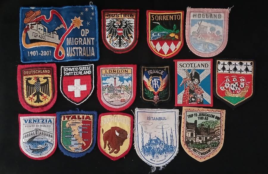 VINTAGE ASSORTED PATCHES             R65