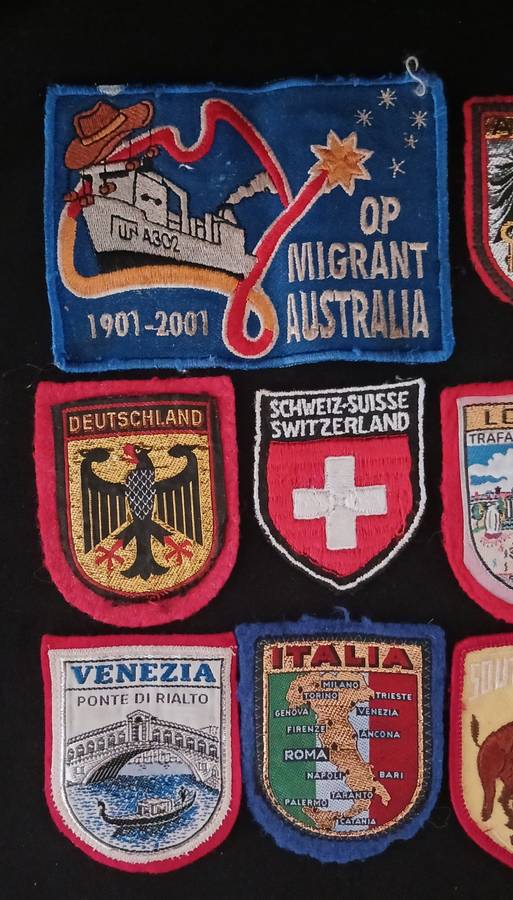 VINTAGE ASSORTED PATCHES             R65