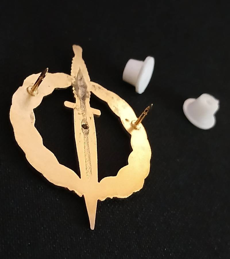 SADF Recce operator badge - 10 year active service - Gold colored - No number                   R152