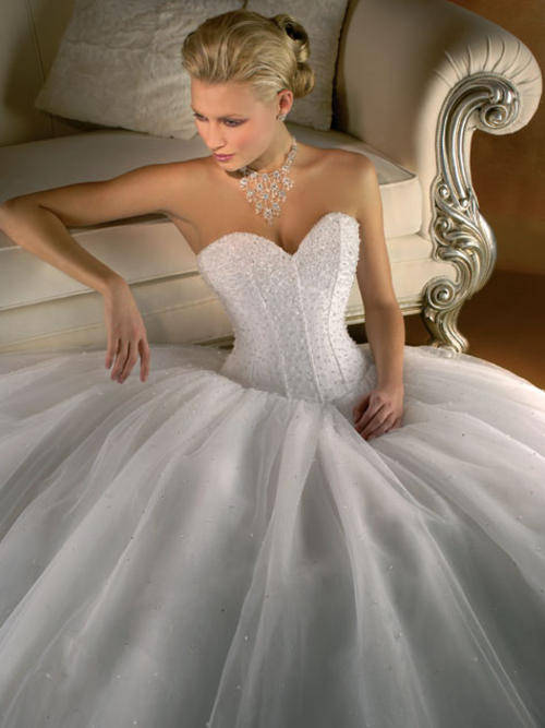 Wedding dresses made to fit