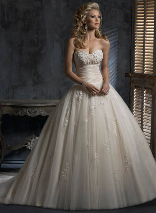 Wedding dress