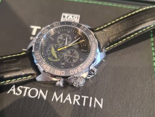 Tag Heuer F1 Chrono Aston Martin Limited Edition CAZ101P.FC8245 Mint Condition and complete set!
