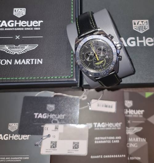 Tag Heuer F1 Chrono Aston Martin Limited Edition CAZ101P.FC8245 Mint Condition and complete set!