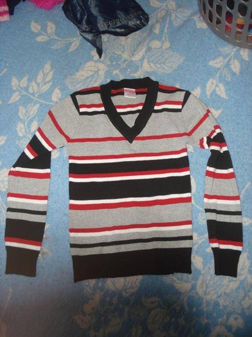 Girls V-neck pull-over jersey 11-12 years