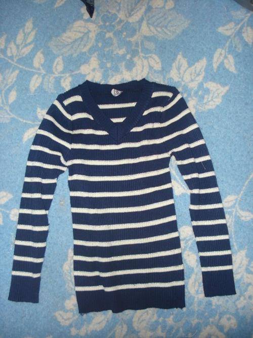 Girls Navy Blue, cream and silver striped V-neck Pull-over age 9-10