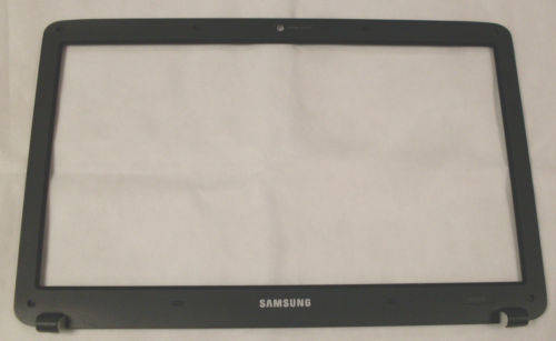 Samsung RV510 LCD Screen Bezel Front Cover Frame Surround