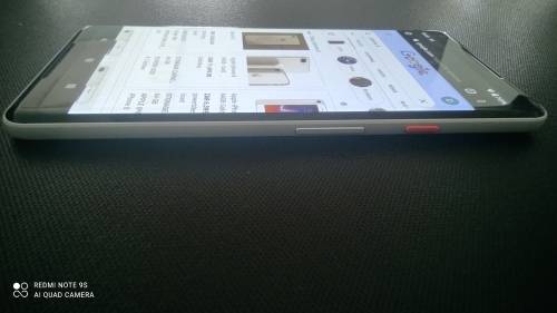 ***Amazing ,Scarce GOOGLE PIXEL 2XL***128GB Storage ***4GB RAM***SNAPDRAGON 835