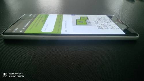 ***Amazing ,Scarce GOOGLE PIXEL 2XL***128GB Storage ***4GB RAM***SNAPDRAGON 835