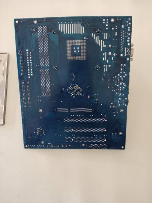 **Motherboard Combo**Intel Core Celeron**ASRock motherboard**Backplate/IO Shield**CPU Cooler**Ram