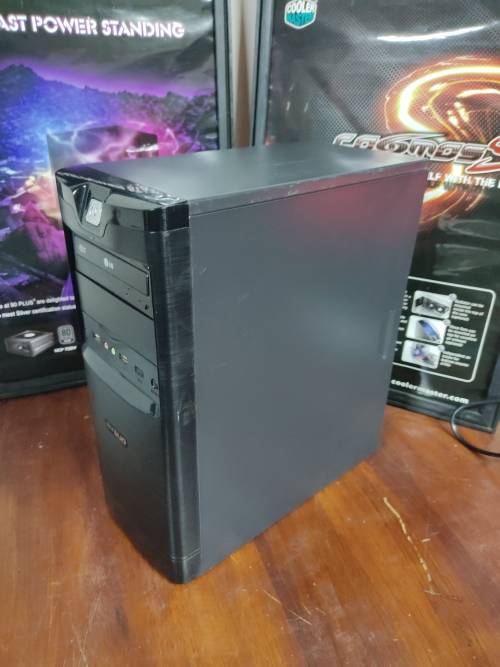 **3.8GHz Quad Core AMD A10-9700 CPU**Radeon R7 Graphics**500GB HDD**4GB DDR4 Ram**Windows 10 Pro**