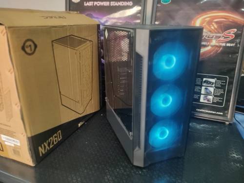 **Intel core i7**AMD HD8490 Graphics Card**8GB Ram**Asus Motherboard**Antec Gaming Case**