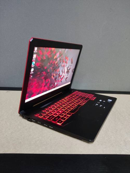Asus TUF Gaming Laptop**6 Core i7**4GB Nvidia GTX1050ti Graphics**16GB Ram**