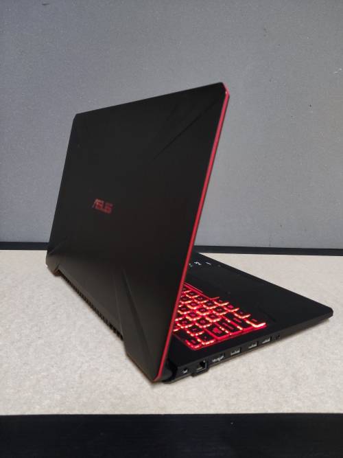 Asus TUF Gaming Laptop**6 Core i7**4GB Nvidia GTX1050ti Graphics**16GB Ram**