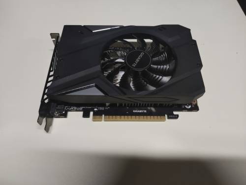 Gigabyte GTX1650 Super  4GB GDDR6 Graphics card**Looks Great**
