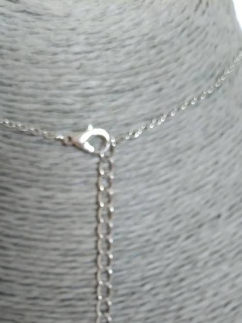 Beautiful silver tone necklace