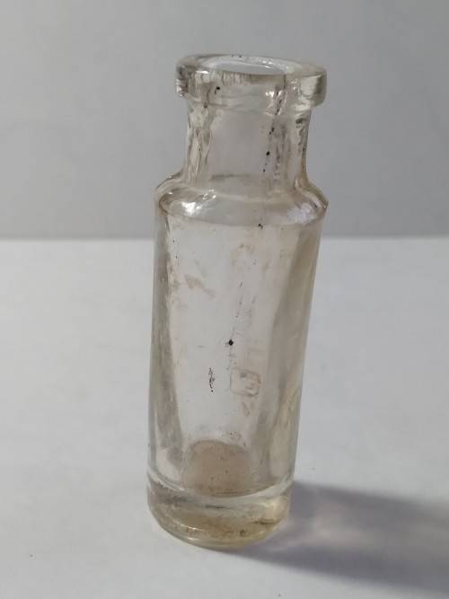 Miniature glass bottle