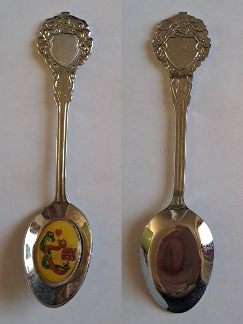 Vintage souvenir spoon -Blank plaque -  Kiss a Snake Today