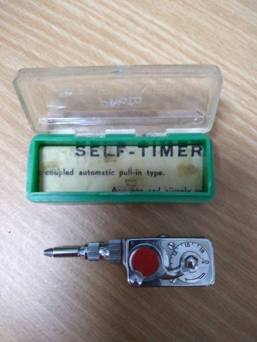 Vintage PHOTO Self Timer