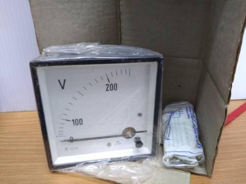 Gossen Analog Panel Voltage Meter 0-250V