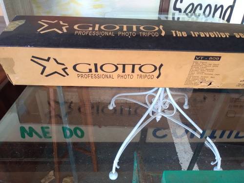 Giottos VT809 Professional Photo Tripod (QC0388)