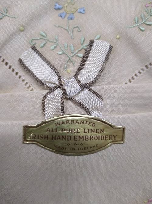 Warranted All Pure Linen Irish Hand Embroidery Napkins Set (6)