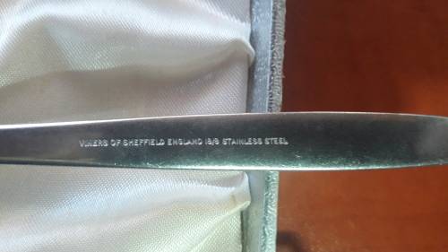 Viners of Sheffield England 6 Teaspoon set