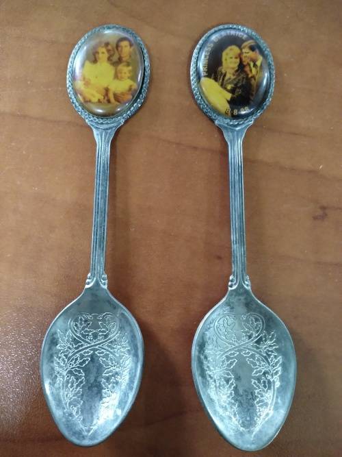 2 x Royal Commemorative Collectors Teaspoon