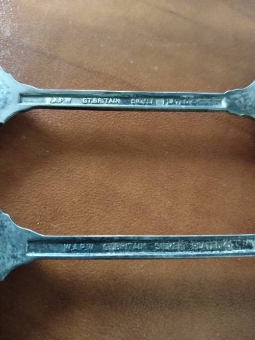 2 x Royal Commemorative Collectors Teaspoon
