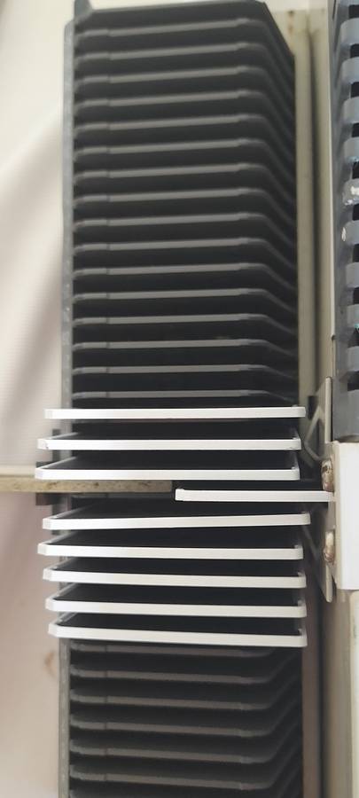 Kindermann 1:2.8/85 Projar Manual Slide Projector (QC0358)