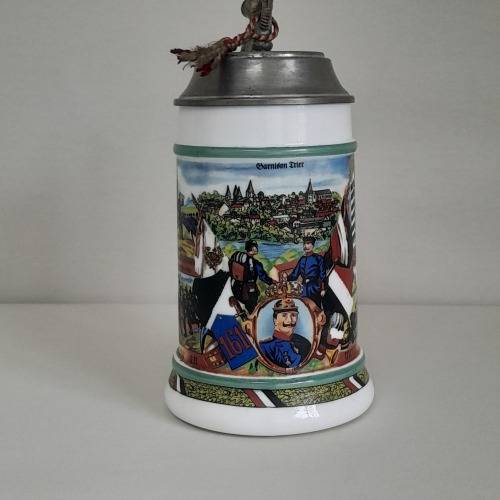 Rein-Zinn Musical BMF Stein White Milk Glass