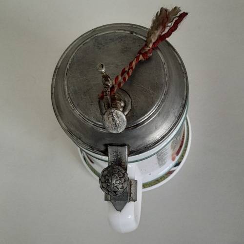 Rein-Zinn Musical BMF Stein White Milk Glass