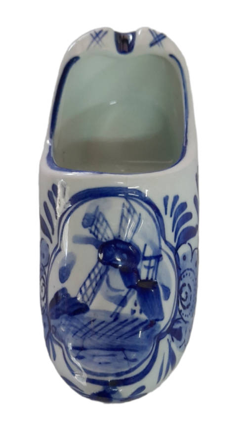 Vintage Delft Porcelain Dutch Shoe Ashtray Hand Painted