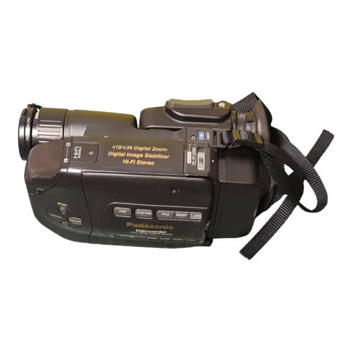 Amigo video camera bag and Panasonic NV-S600EN video recorder (sold as spares)