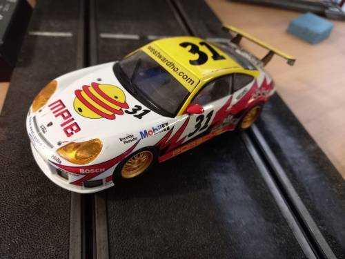 SCALEXTRIX PORSCHE GT3 - NINCO AND SCX COMPATIBLE
